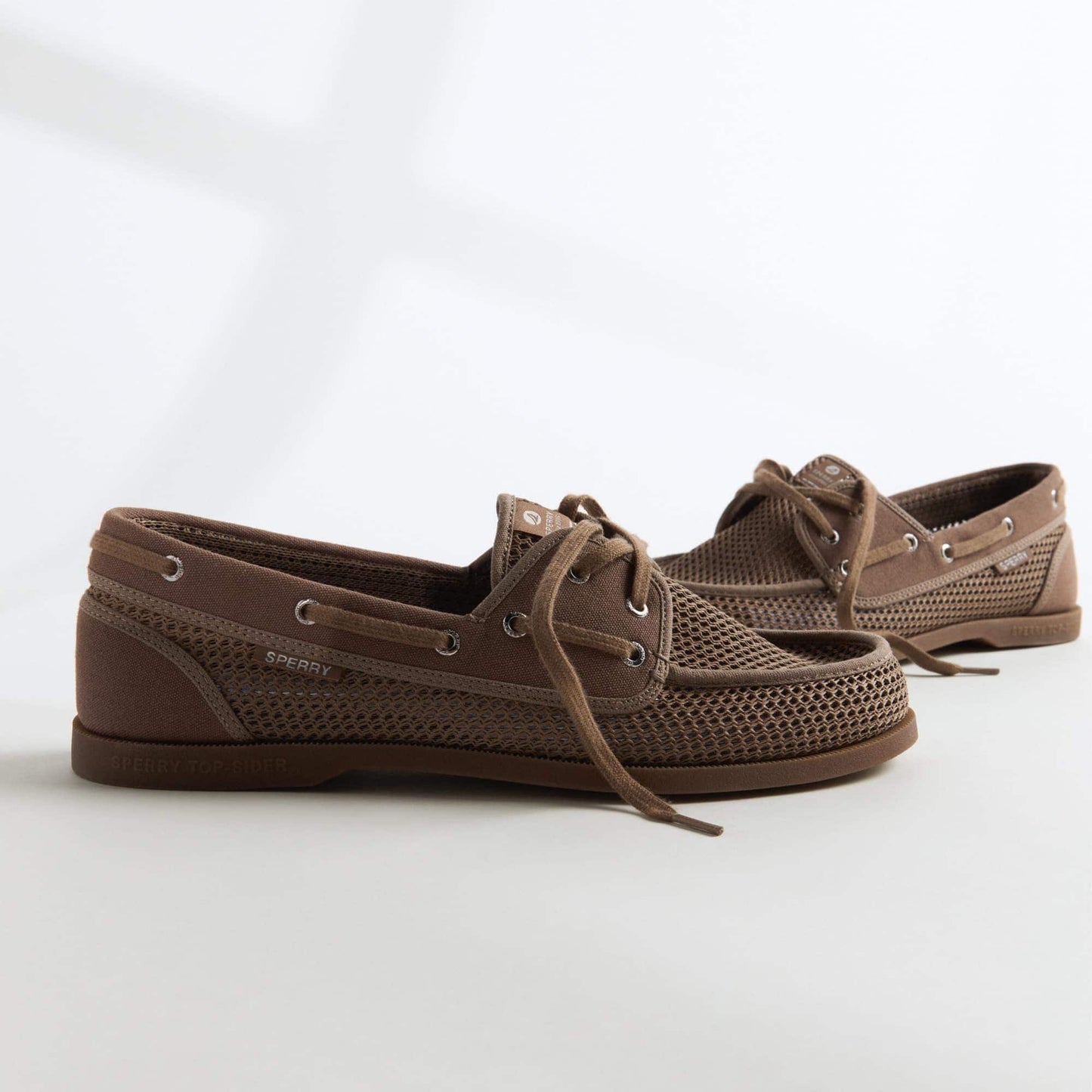 Helmsman Boat Shoe Taupe | Sperry Outlet