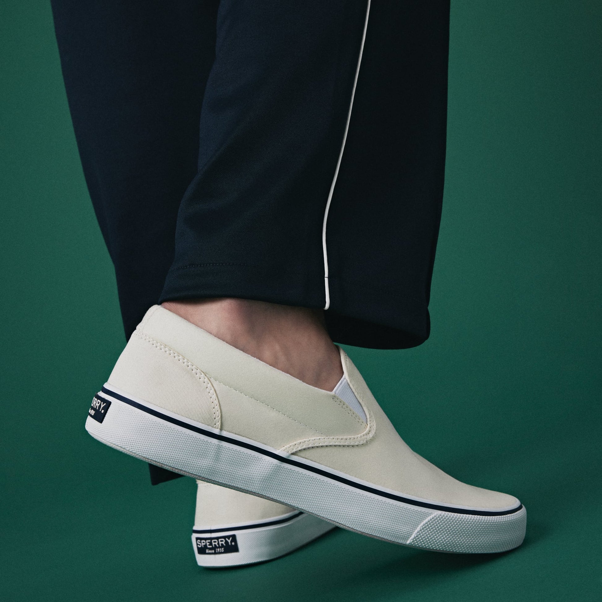 Striperii so White Unisex Sneakers | Sperry Online