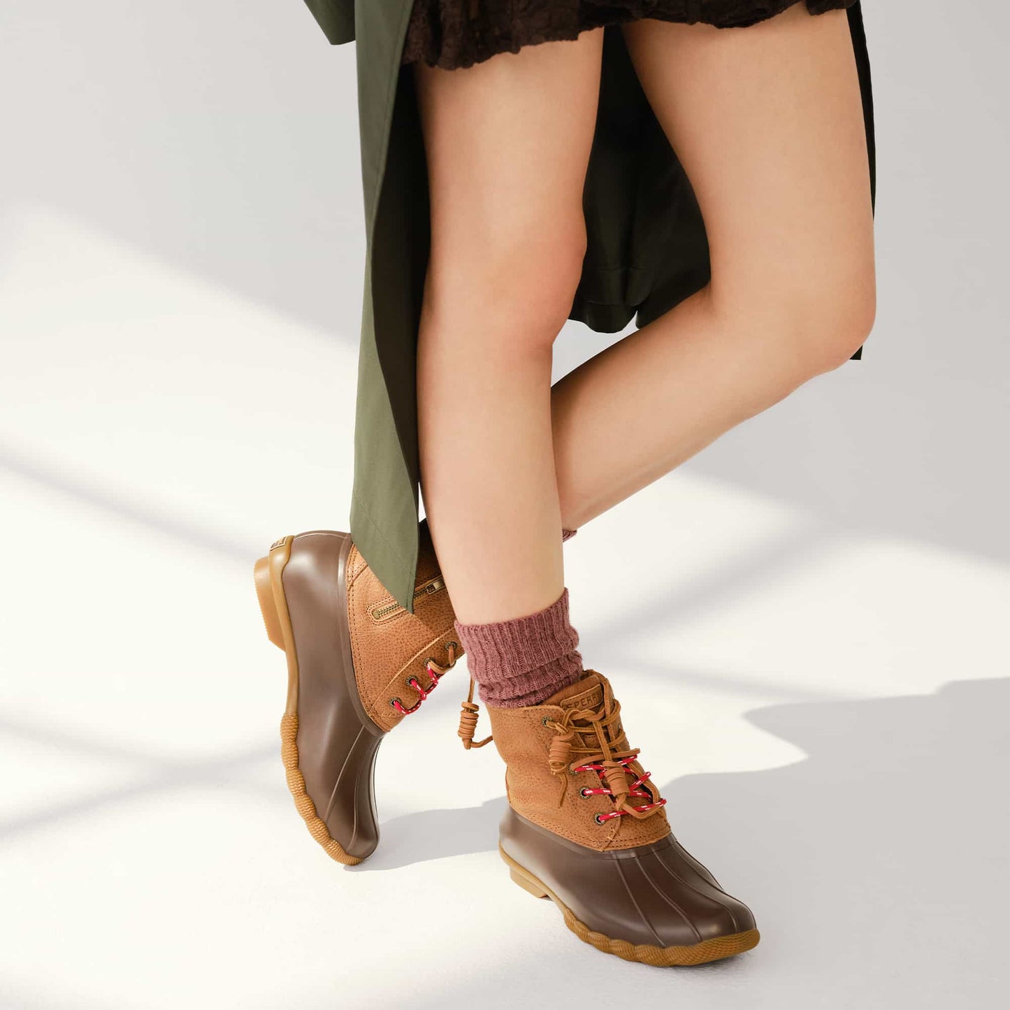 Saltwater™™ Duck Lug Boot Dark Brown | Sperry
